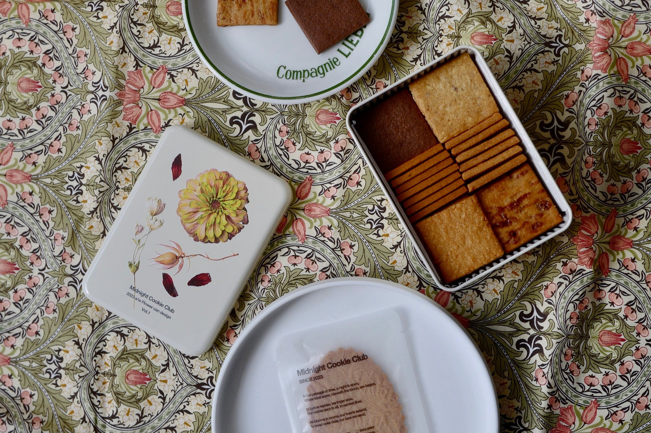 Flower Cookie Can 6 Flavor