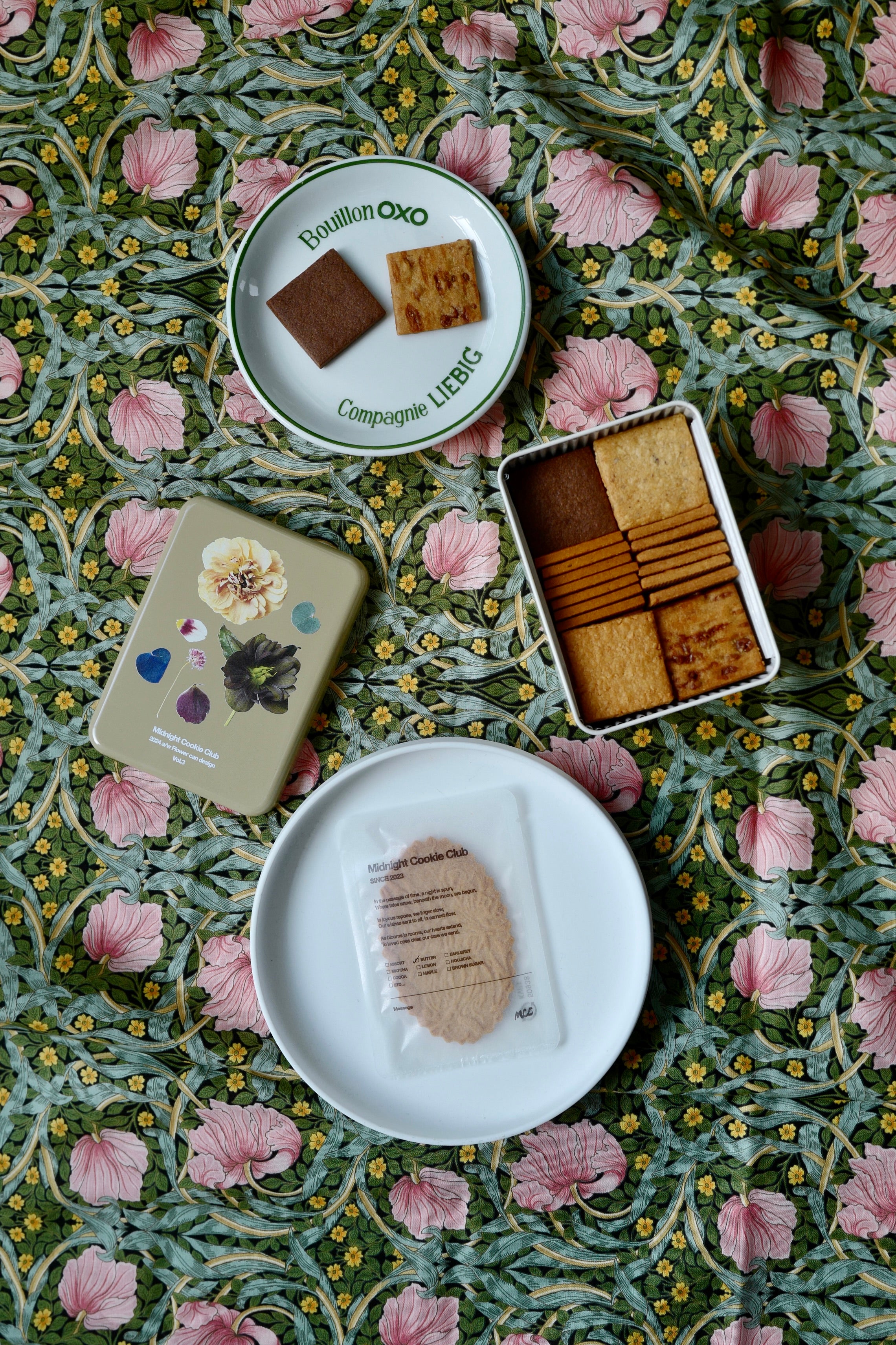 Flower Cookie Can【7/31発送】 – Midnight Cookie Club